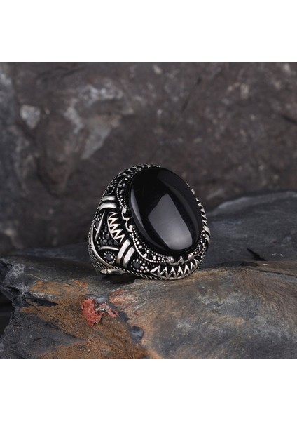 925 Ayar Gümüş Oval Onix Taşlı Örgü Motifli Yüzük indirimleri