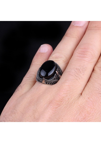 925 Ayar Gümüş Oval Model Onix Taşlı Yüzük fiyatları