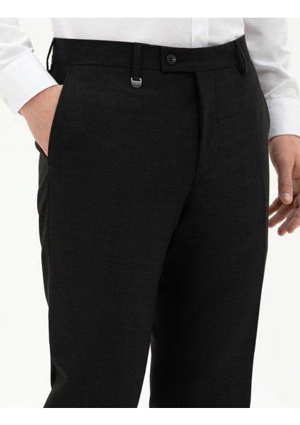 Erkek Siyah Slim Fit Kumaş Pantolon 50288249-VR046 indirimleri