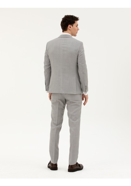 Erkek Gri Ex. Slim Fit %100 Yün Çizgili Takım Elbise 50285418-VR024