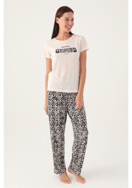 Sesling Bej Kadın Kısa Kol Pijama Takımı fiyatları