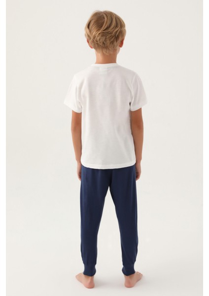 Lisanslı Straight Krem Erkek Çocuk Pijama Takımı indirimleri