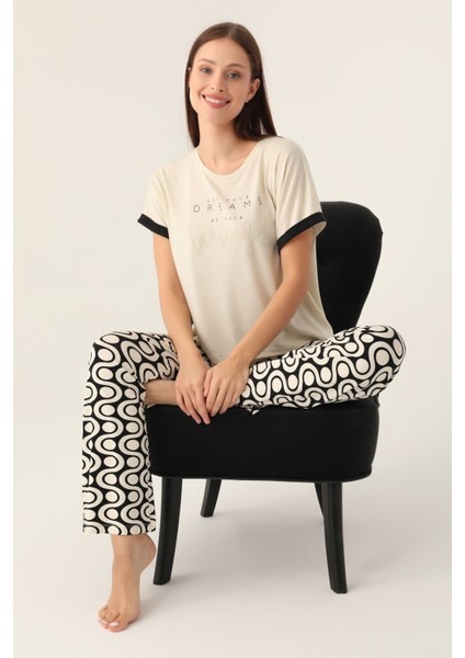 Dreams Krem Kadın Kısa Kol Pijama Takımı fiyatları