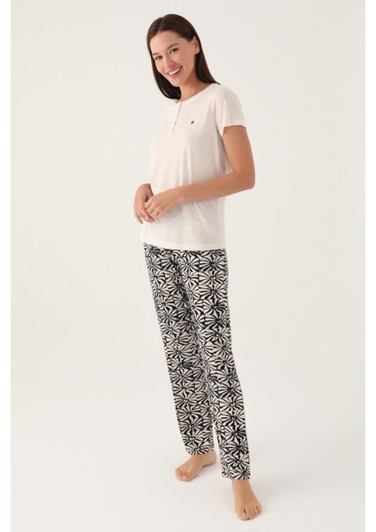 Buttoned Bej Kadın Kısa Kol Pijama Takımı