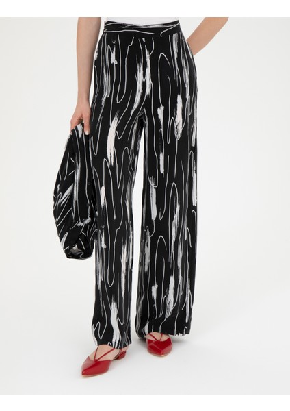 Kadın Siyah Cupro Desenli Wide Leg Pantolon 50284525-VR046 fiyatları