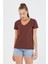 Kadın %100 Pamuk V Yaka Regular Kalıp T-Shirt Kahverengi 1