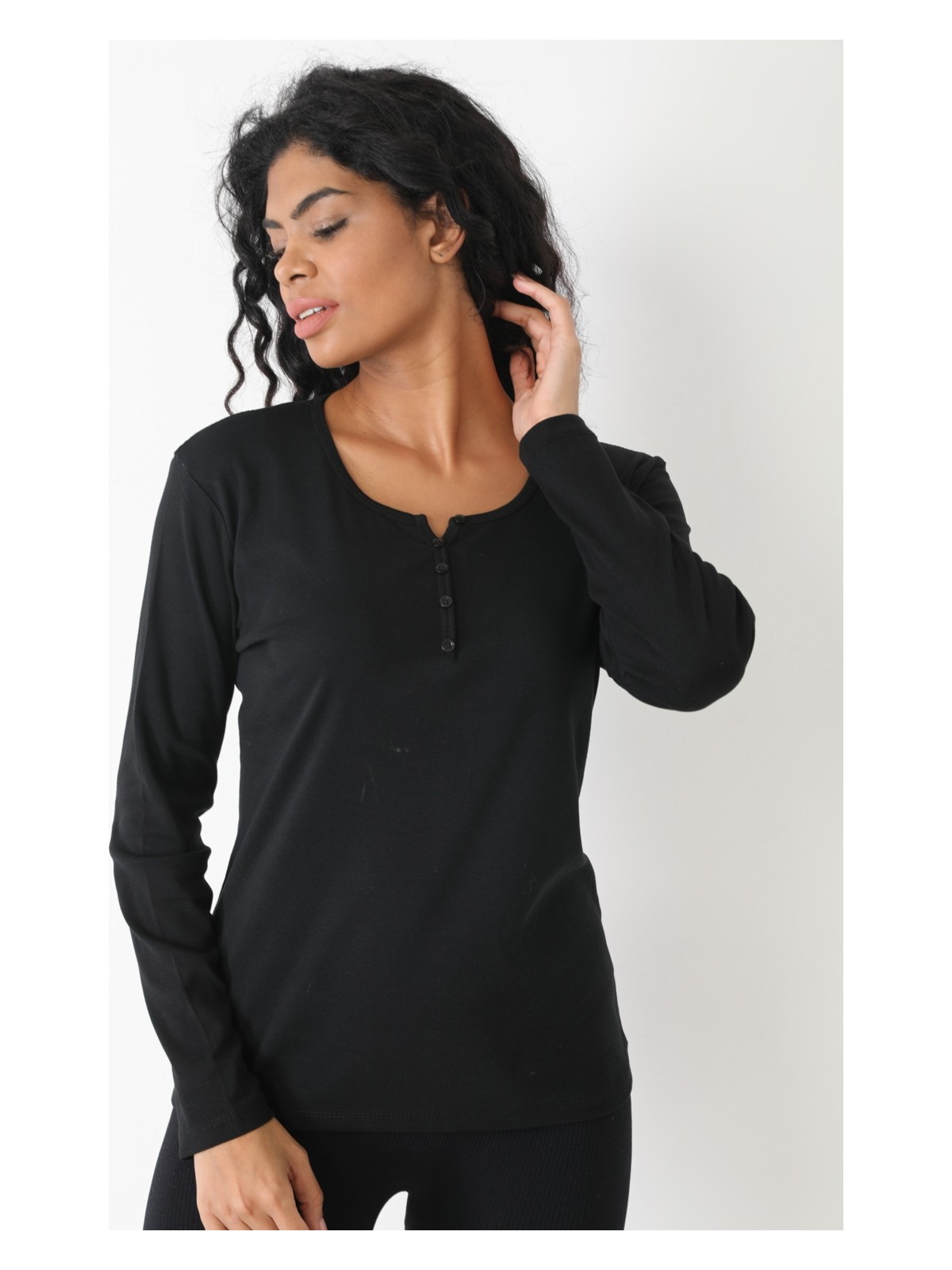 Banega Curve Büyük Beden Pamuklu Likralı Bisiklet Yaka Düğme Detaylı Basic Düz Siyah Bluz