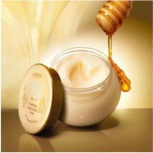 Oriflame Milk & Honey Gold Besleyici El & Vücut Kremi + Tender Care Çilek Özlü Koruyucu Balm