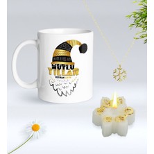 BK Gift Yılbaşı Hediyesi Bk Gift Kişiye Özel Yeni Yıl Tasarımlı Beyaz Kupa Bardak, Kar Tanesi Kolye ve Kar Tanesi Mum Hediye Seti-6, Sevgiliye Hediye, Arkadaşa Hediye