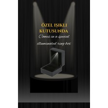 Carat Stone Pırlanta Işıltılı Kadın Gümüş Damla Işıklı Kutusunda Yüzük