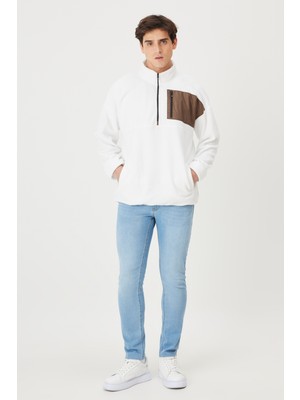 AC&Co / Altınyıldız Classics Erkek Beyaz Oversize Bol Kesim Dik Bato Yaka Cep Detaylı Fermuarlı Soğuk Geçirmez Polar Sweatshirt