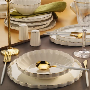 Margaret Gold 12 Kişilik 54 Parça Yemek Takımı