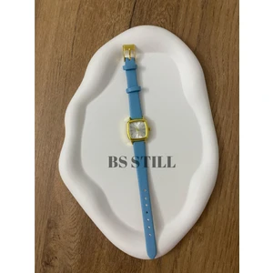 Minimal Kadın Kol Saati Retro