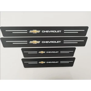 Modifiye Fabrikası Chevrolet Logolu Karbon Kapı Eşiği Koruyucu Suni Deri 4'lü Set