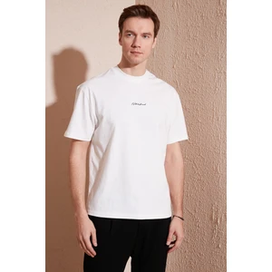 Pamuklu Relaxed Fit Sıfır Yaka T Shirt Erkek T Shirt 5902702