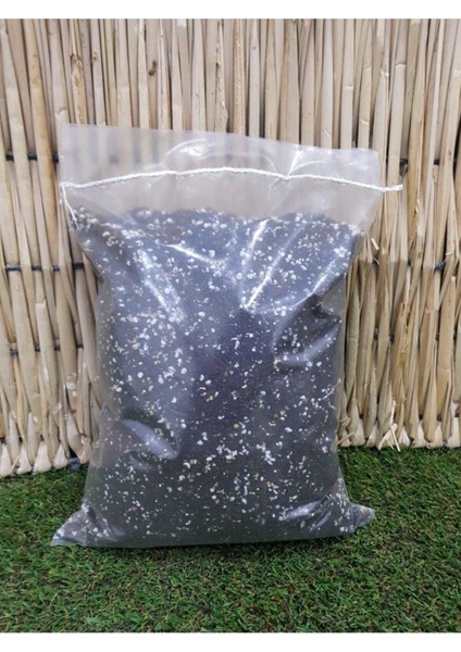 Kaktüs Sukulent Toprağı 5 Lt 4 Karışım (Dere Kumu - Ithal Torf - Perlit - Coco)