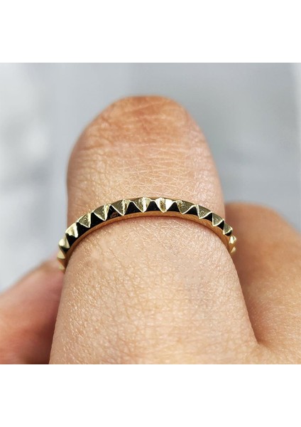 Gümüş Yüzük - Minimal Sıralı Piramit Tasarım 925 Ayar Gümüş Yüzük modelleri