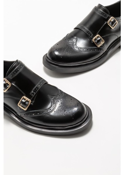 Siyah Deri Kadın Günlük Ayakkabı modelleri