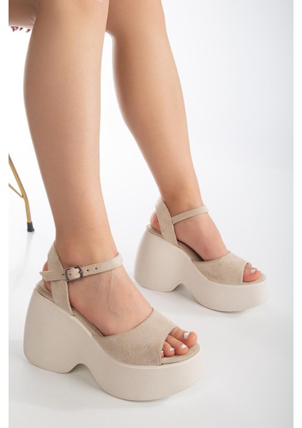 Suins Biana Kadın Dolgu Taban Dana Süet Sandalet