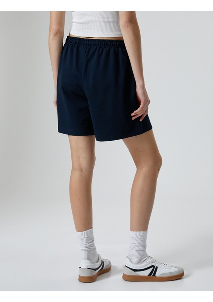 Beli Bağlamalı Şort Rahat Kalıp fırsatları