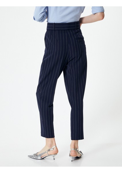 Kemerli Kumaş Pantolon Yüksek Bel Cep Detaylı fırsatları