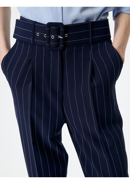 Kemerli Kumaş Pantolon Yüksek Bel Cep Detaylı indirimleri