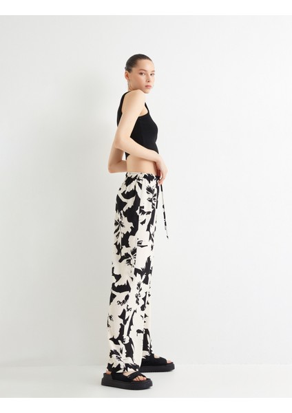 Çiçekli Bol Paça Pantolon Beli Bağlamalı Viskoz Kumaş