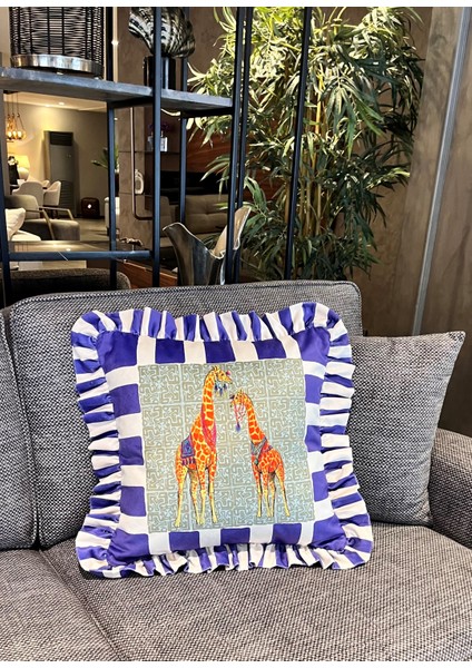 Zürafa Desenli Mavi Kadife Kırlent Kılıfı - Hope Serisi Özel Tasarım Fırfırlı indirimleri