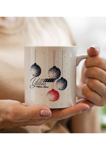 Yılbaşı Hediyesi Bk Gift Kişiye Özel Yeni Yıl Tasarımlı Kırmızı Kupa Bardak ve Kırmızı Kar Tanesi Kokulu Mum Hediye Seti-11, Sevgiliye, Arkadaşa Hediye fiyatları