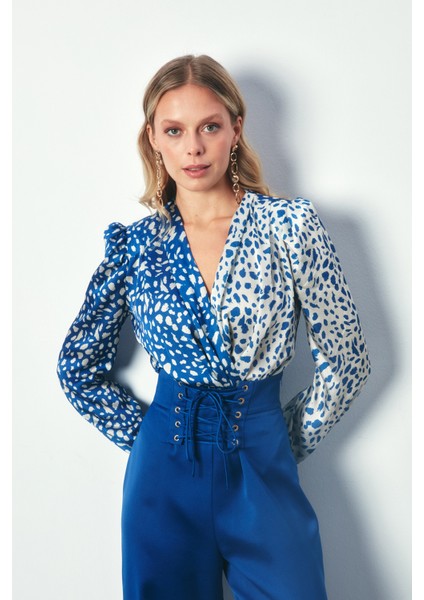 Kruvaze Desenli Bodysuit - Ekru-Lacivert modelleri