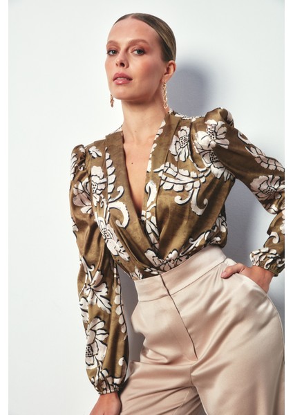 Desenli Bodysuit Bluz - Haki modelleri