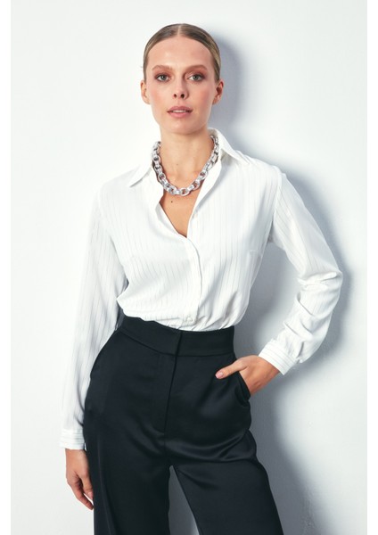 Parlak Çizgili Klasik Gömlek - Ekru