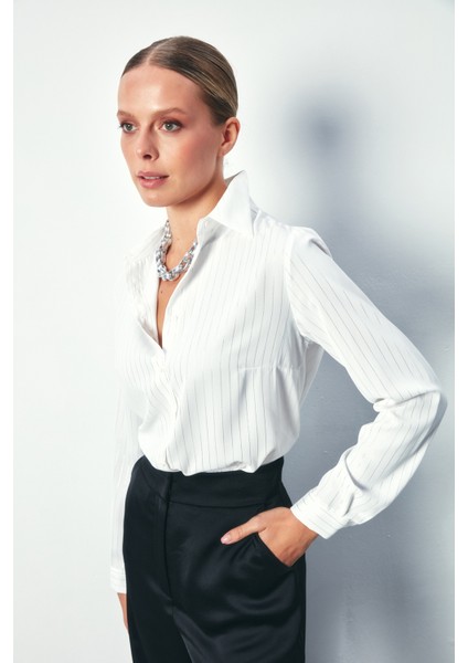 Parlak Çizgili Klasik Gömlek - Ekru fırsatları