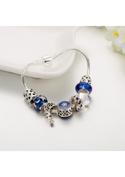 Kadın Charm Bileklik, Yıldız Ay Boncuklu Yılan Kemik Zinciri, Hazine Kutusu Toka Bileklik, Çoğu Bileğe Uyuyor, Kadınlar Için En Iyi Tatil Hediyeleri (Boyut: 17CM) (Yurt Dışından) fiyatları