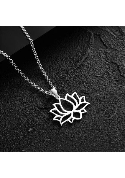925 Ayar Gümüş Lotus Çiçekli Erkek Kolye fırsatları