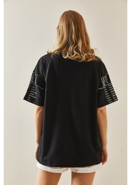Siyah Baskılı Bisiklet Yaka Oversize T-Shirt 5YXK1-48004-02 indirimleri