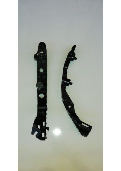 Braket Tampon Juke 11-13 Ön Lh