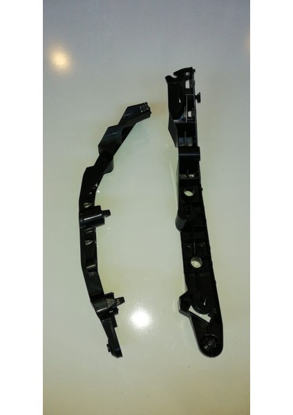 Braket Tampon Juke 11-13 Ön Rh