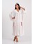 Kadın Beyaz V Yaka Cepleri ve Sırtı Otantik Nakışlı Püsküllü Oversize Uzun Gömlek Elbise 2