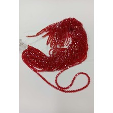 Orta Kırmızı Kristal Boncuk Piramit 4 mm