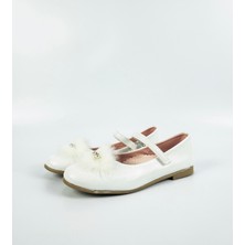 Alibo Çocuk Kız Tam Beyaz Tüy ve Taş Detaylı Babet Ayakkabı