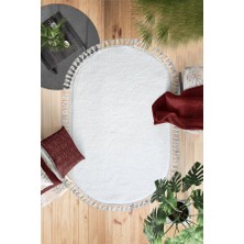 Beyaz Oval Püskül Saçaklı Post Halı Peluş Yumuşak Kaymaz Dot Taban