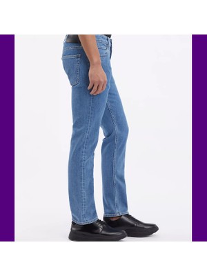 Calvin Klein Erkek Denim Kumaş  Normal Bel Düz Model Lacivert Jeans K10K112376-1A4