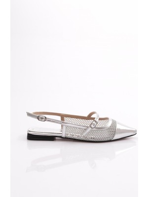 Dgn 6004 Kadin Üstten Bağlamali Sivri Burun Babet