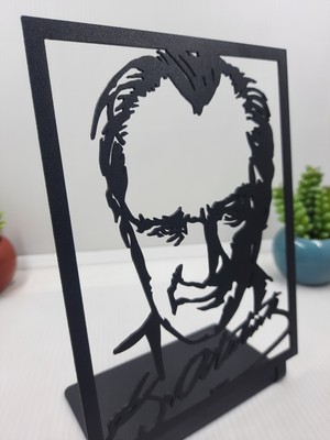 Gowpenart Dizayn Atatürk Çerçeveli Masaüstü Metal Büst - Ev / Ofis Dekoru - Hediye Biblo - 18 x 13 cm