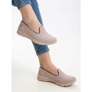 Çok Hafif Yürüyüş Ayakkabımız