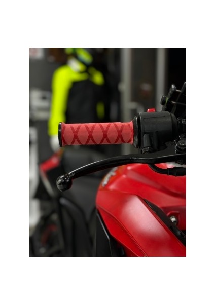 Yamaha MT25 Kırmızı Kauçuk Gidon Sarmalı Elcik Kılıfı Elcik Koruma