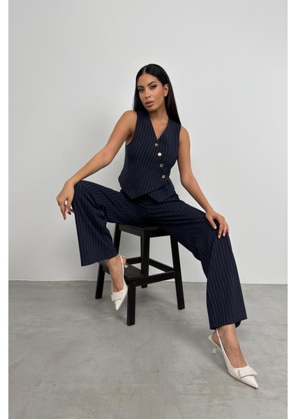 V Yaka Çizgili Kruvaze Yelek modelleri