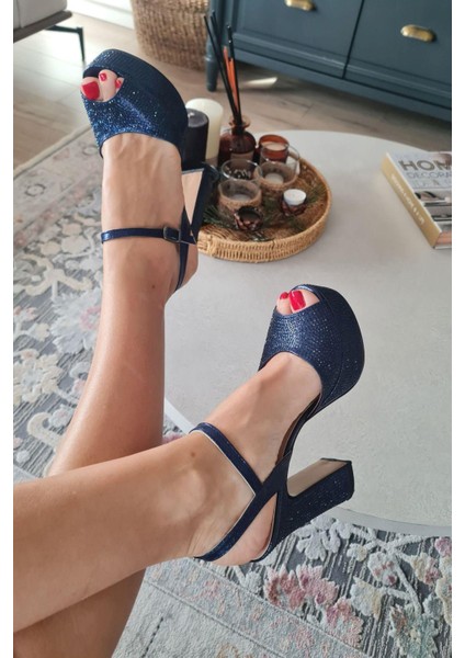 036 4183 Topukla Kadın Platformlu Taşlı Abiye Ayakkabı fırsatları