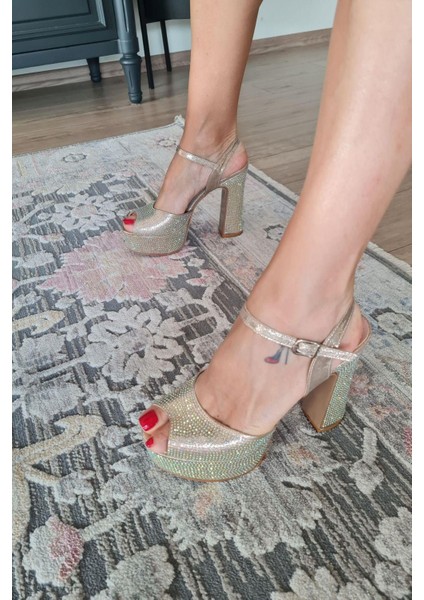 036 4183 Topukla Kadın Platformlu Taşlı Abiye Ayakkabı